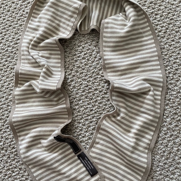 Coach Reversible Scarf - Picture 3 of 3